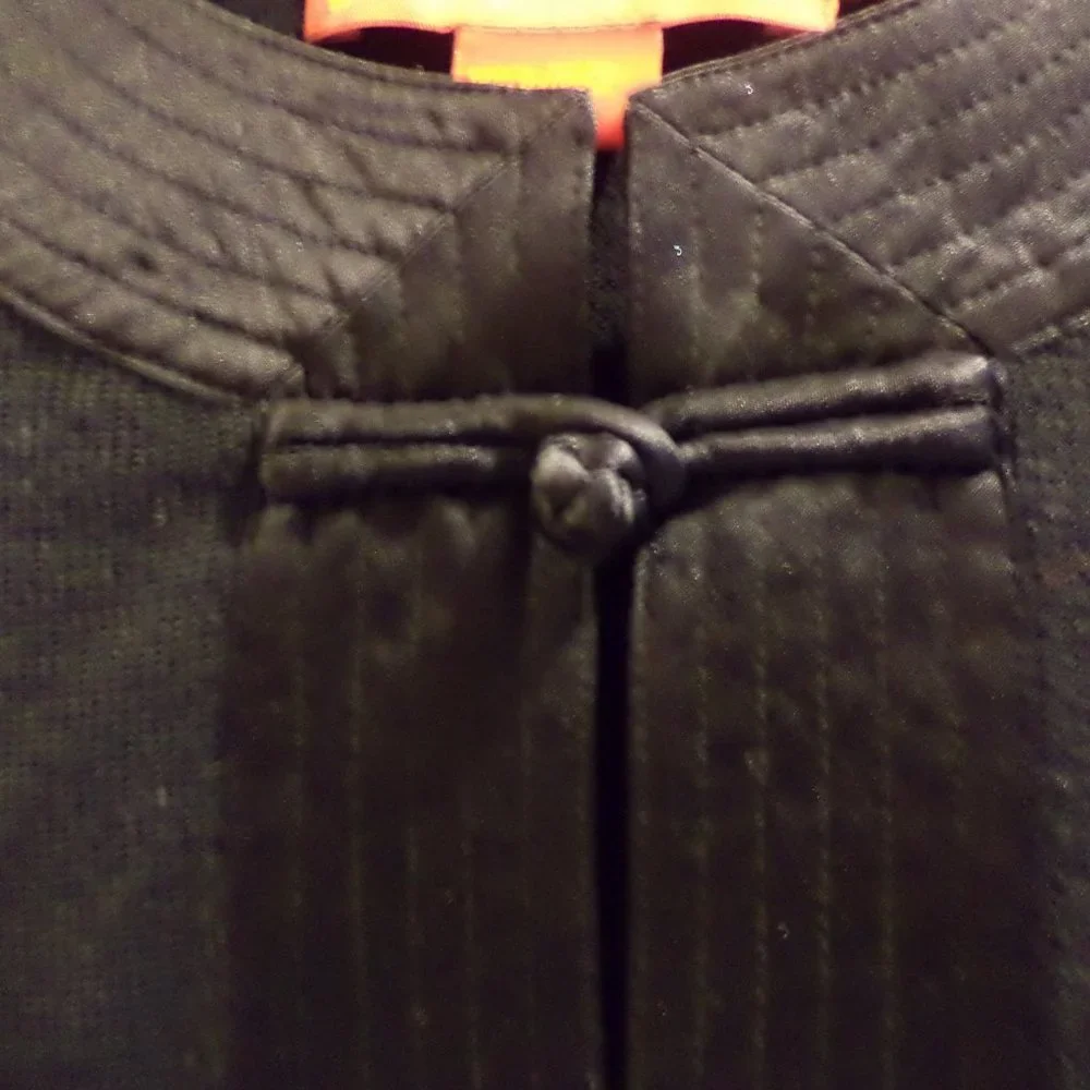 SHANGHAI TANG - Mandarin Neckline -Black ~100% Wool ~  Size: Large (Slim fit) - Picture 5 of 7